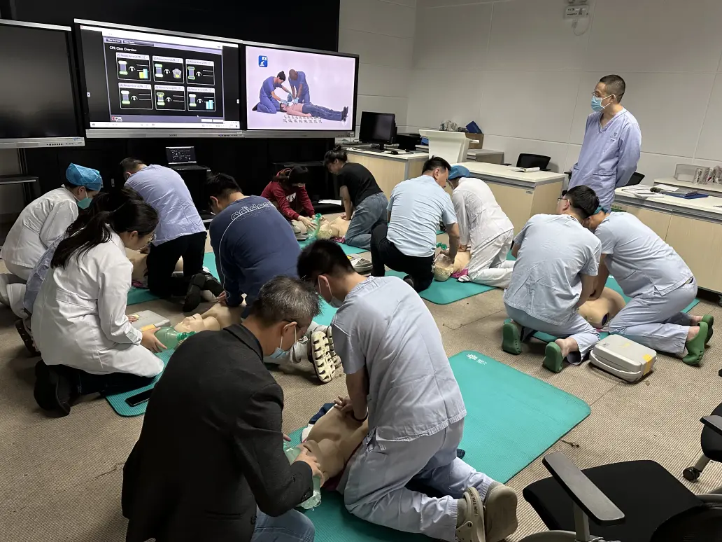 （南方科技大学医院员工急救技能培训）