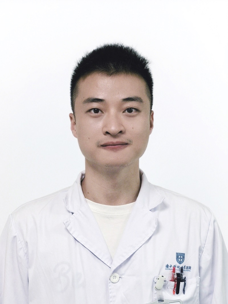 李卓然